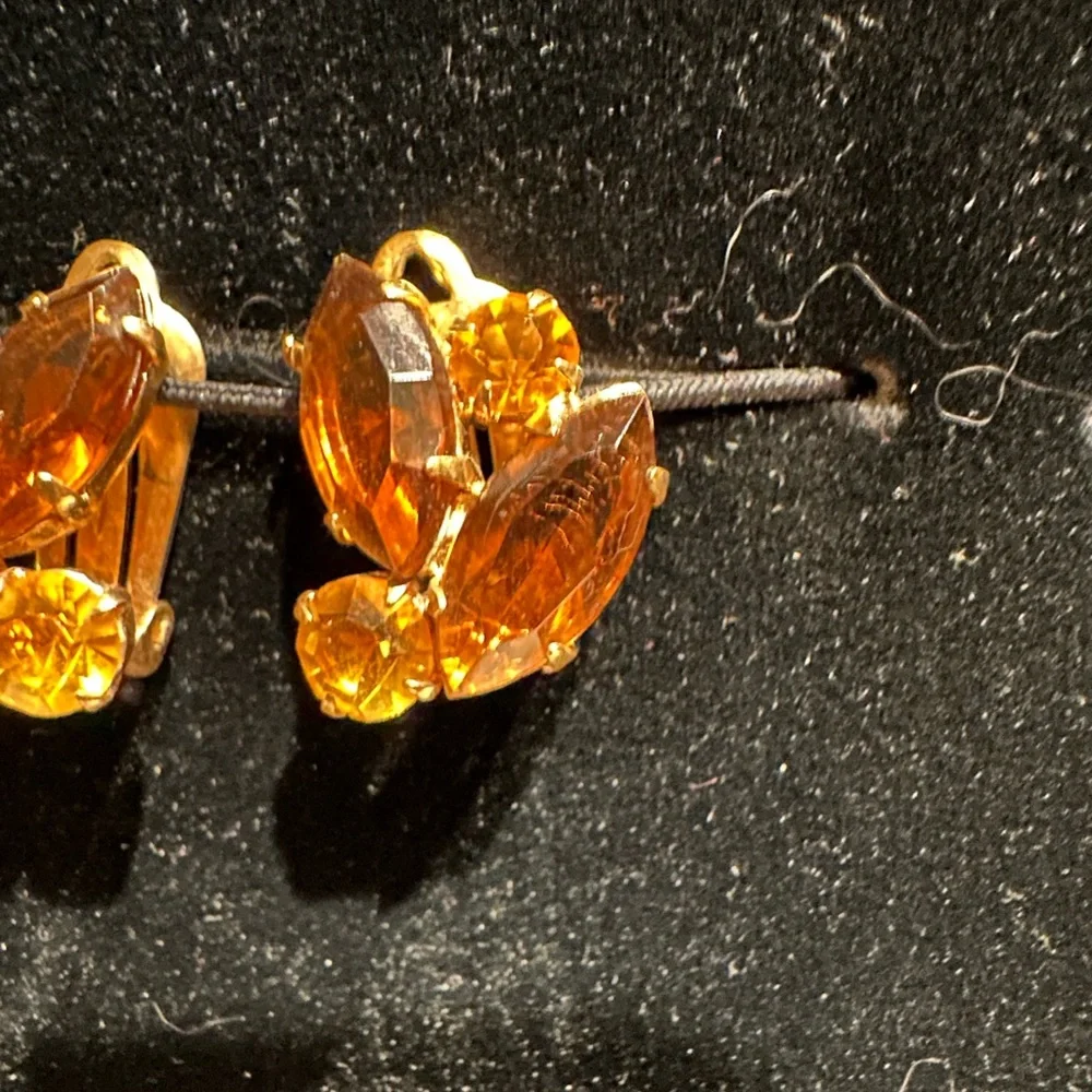 Elegant Gold and Orange Crystal Earrings - Picture 3 of 4